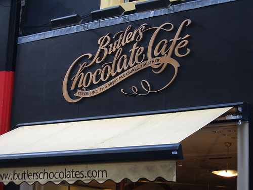 35-examples-of-beautiful-sign-designs