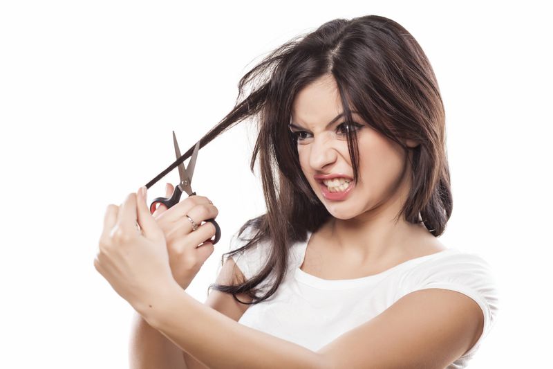 expert-tips-cutting-hair-article