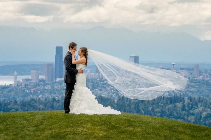 newcastle-bride-groom-seattle